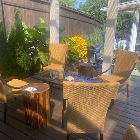 Rockwood House Bed & Breakfast Nanaimo Bagian luar foto